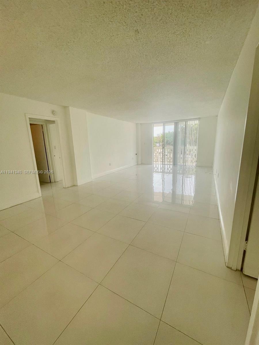 13155 Ixora Ct #201 North Miami, FL 33181