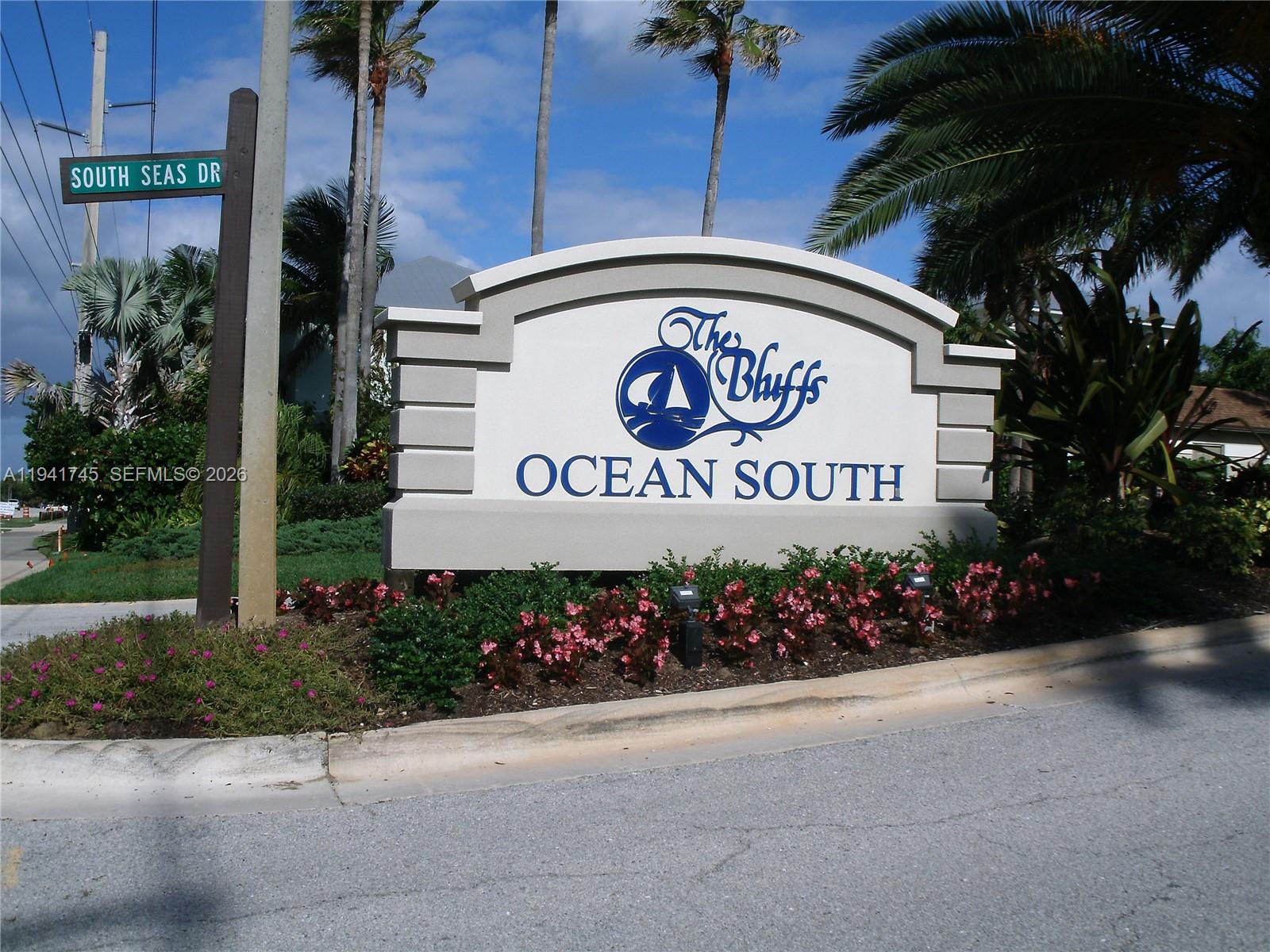 701 S Seas Dr #206 Jupiter, FL 33477