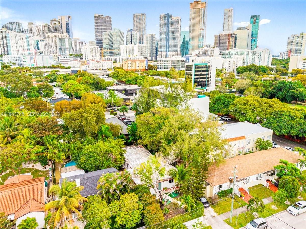 321 SW 19th Rd Miami, FL 33129