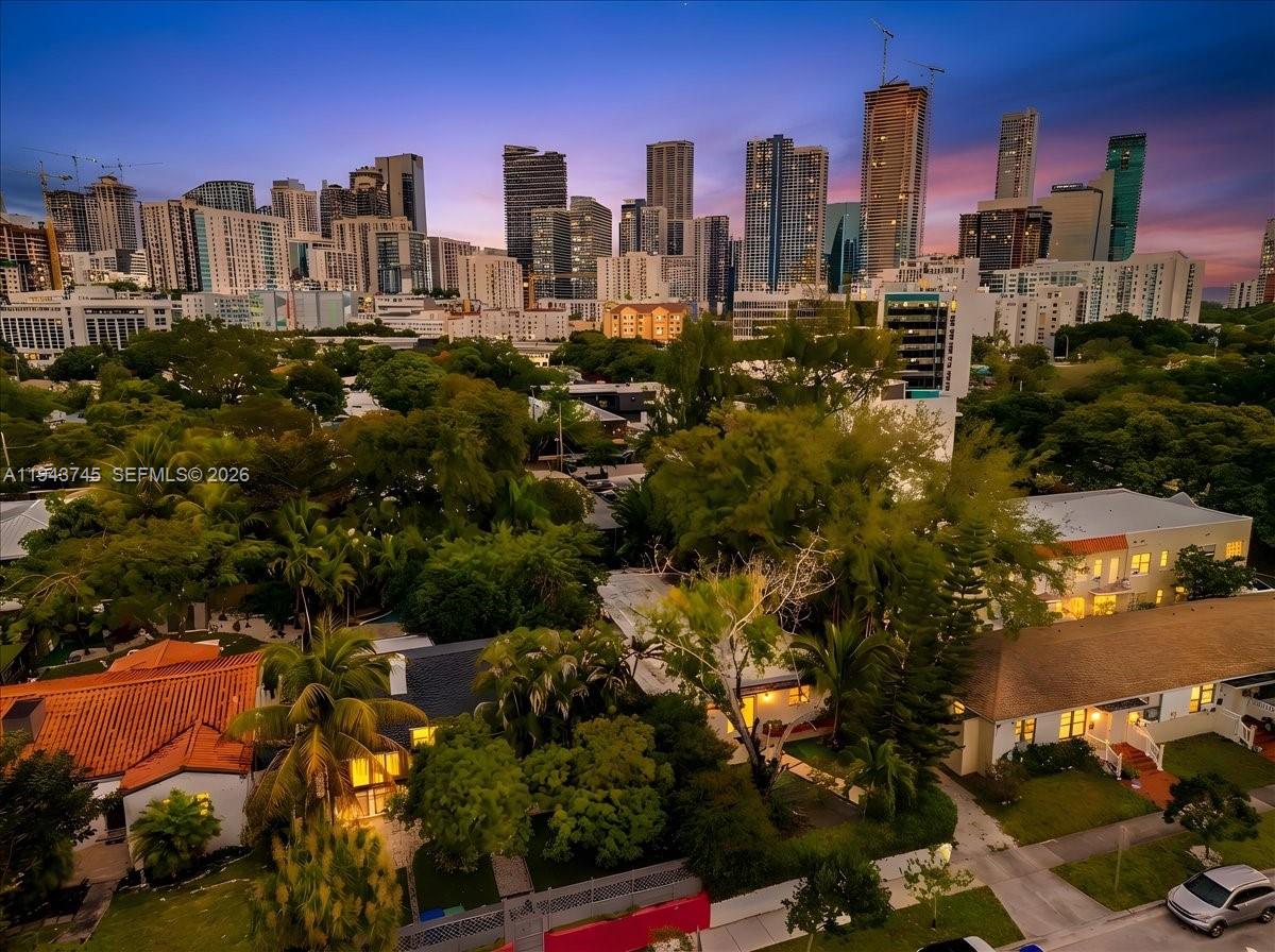 321 SW 19th Rd Miami, FL 33129