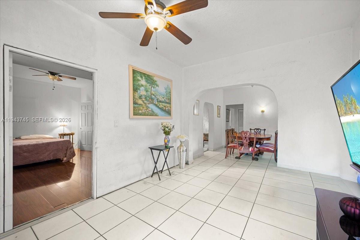 321 SW 19th Rd Miami, FL 33129