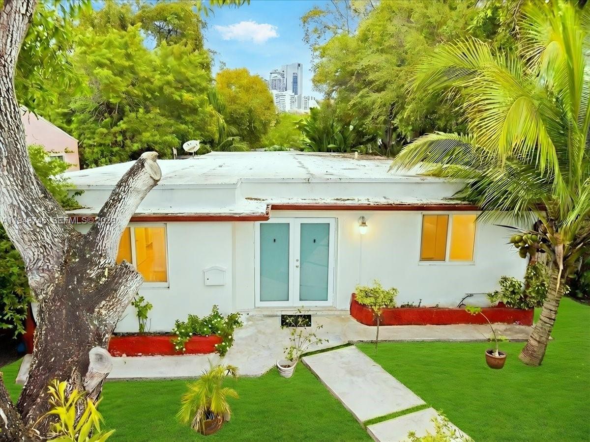 321 SW 19th Rd Miami, FL 33129