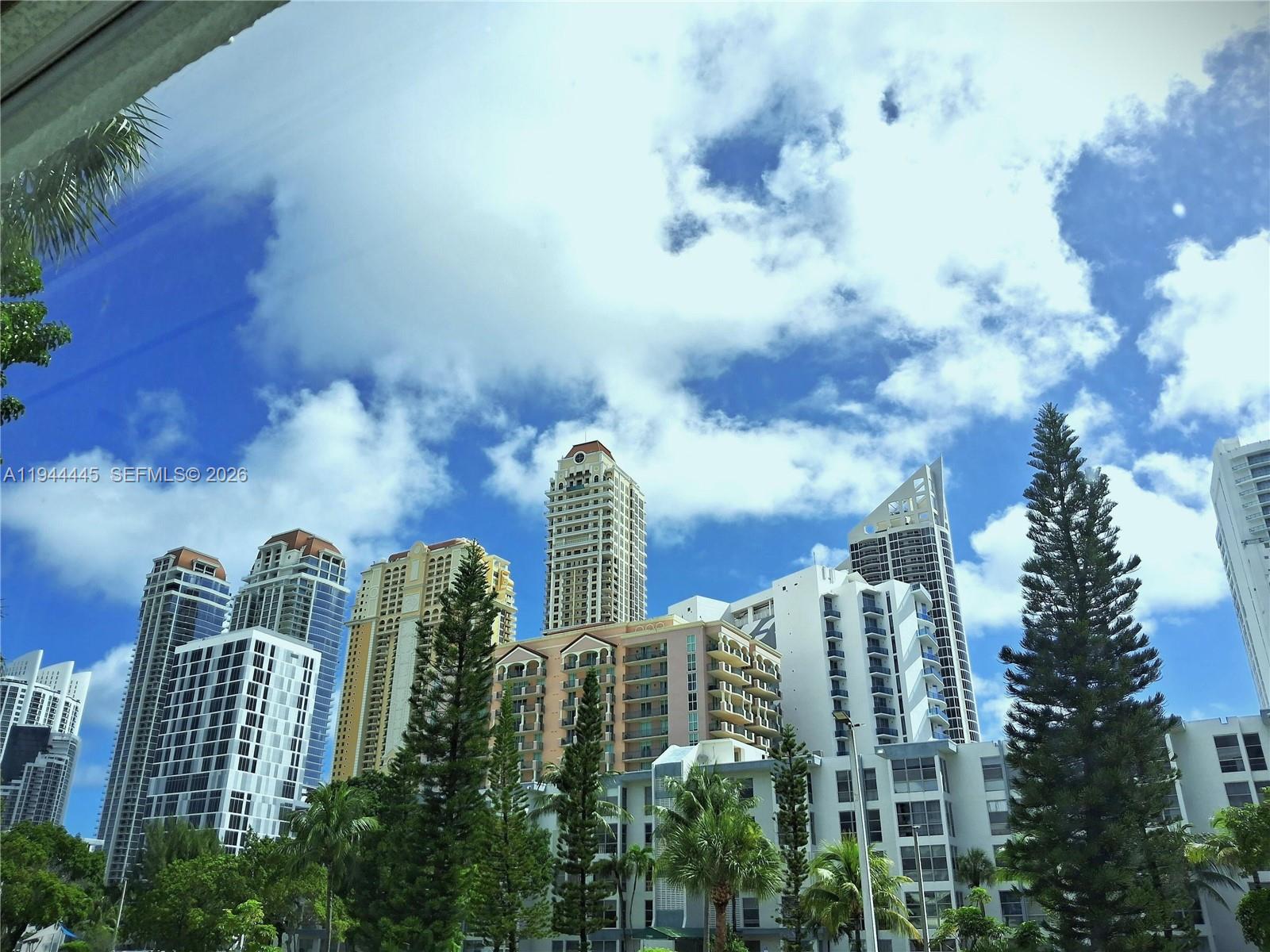 17570 Atlantic Blvd #104 Sunny Isles Beach, FL 33160