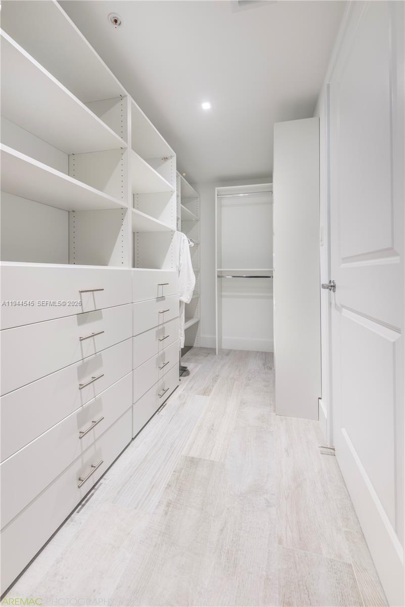 image 400 Sunny Isles14