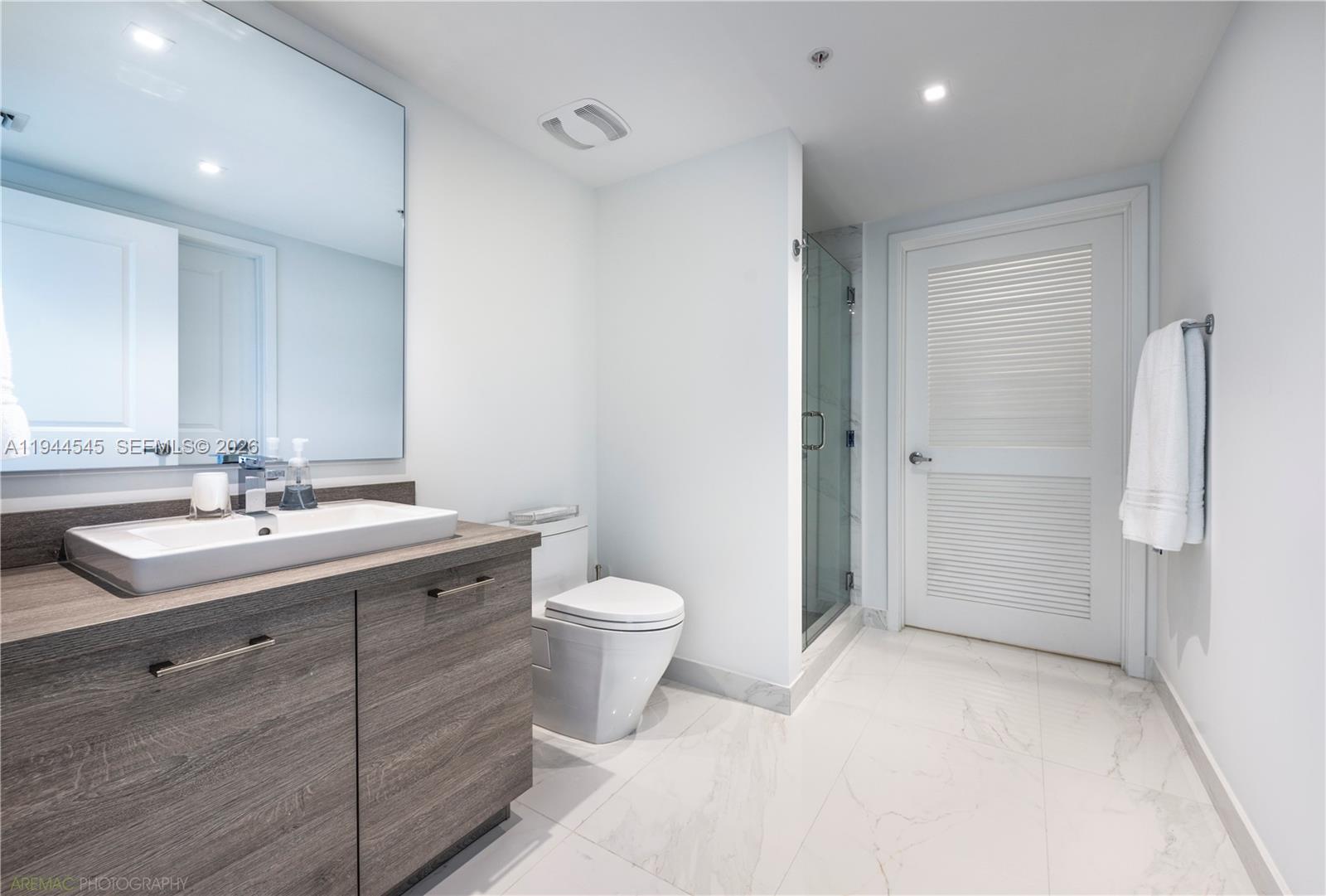 image 400 Sunny Isles20