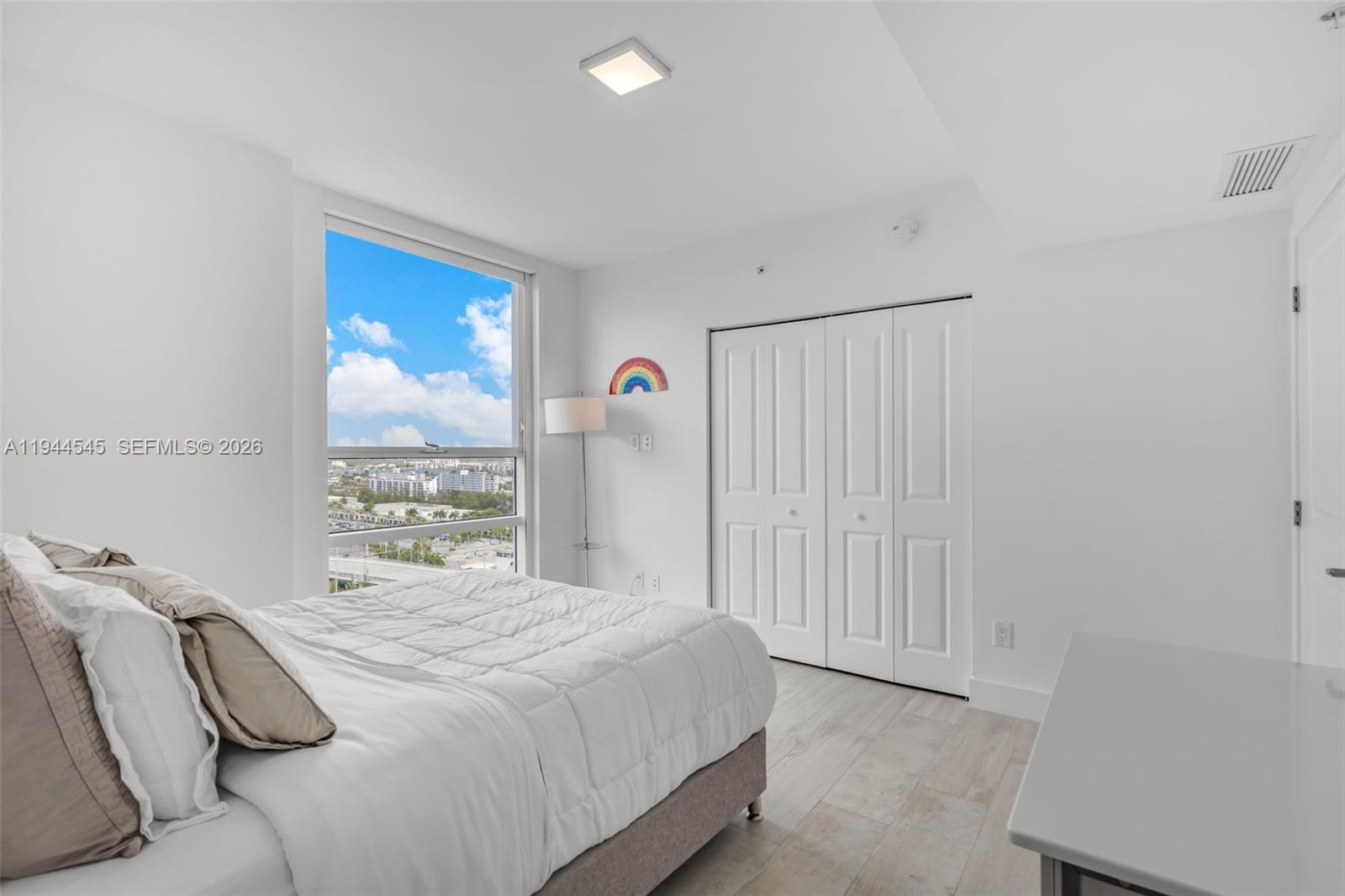 image 400 Sunny Isles27