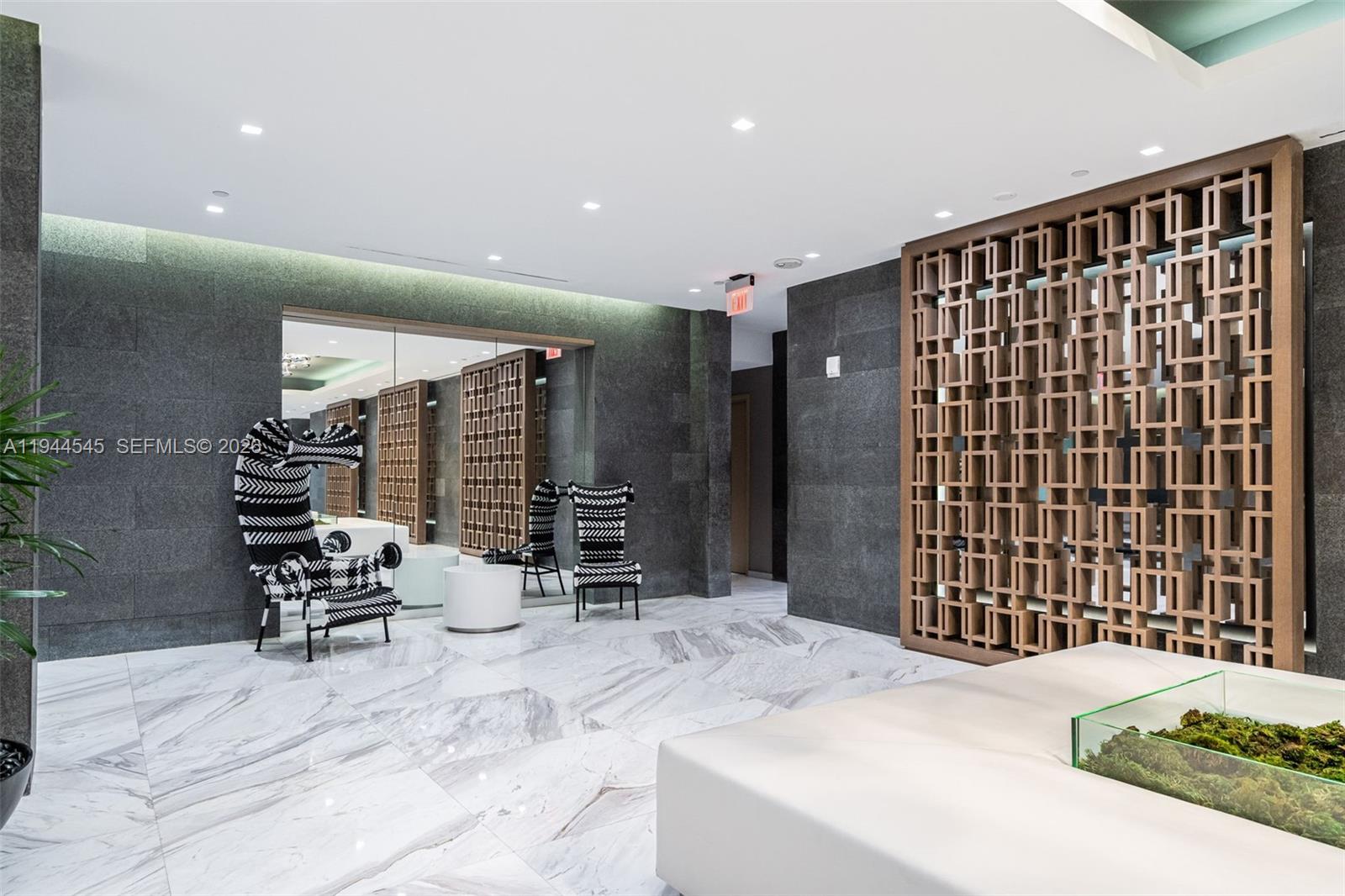 image 400 Sunny Isles31