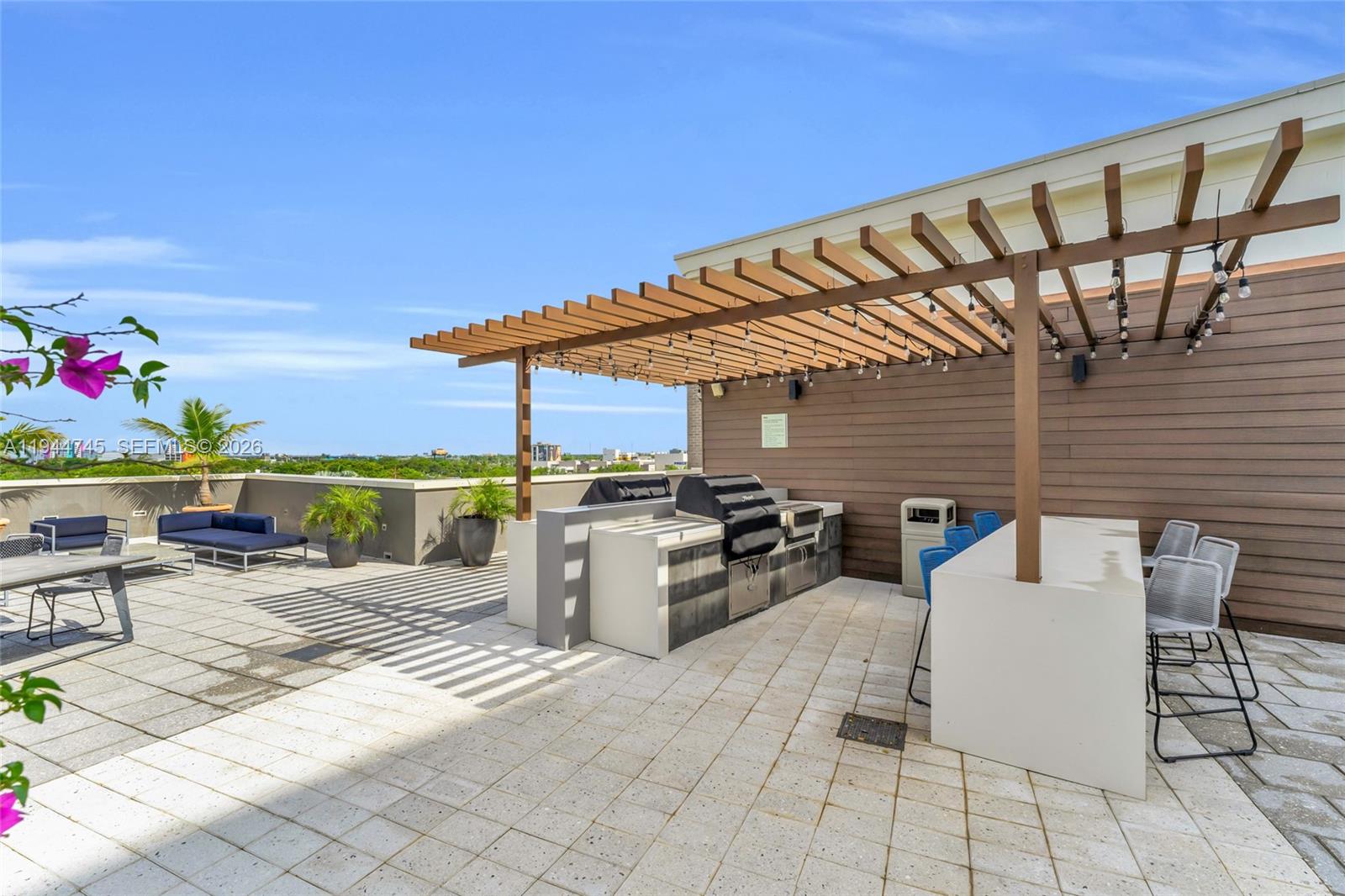 3250 NE 1st Ave #1120 Miami, FL 33137