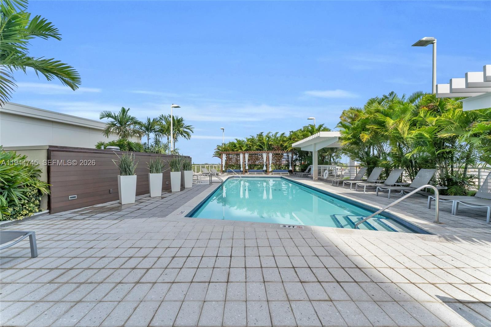 3250 NE 1st Ave #1120 Miami, FL 33137