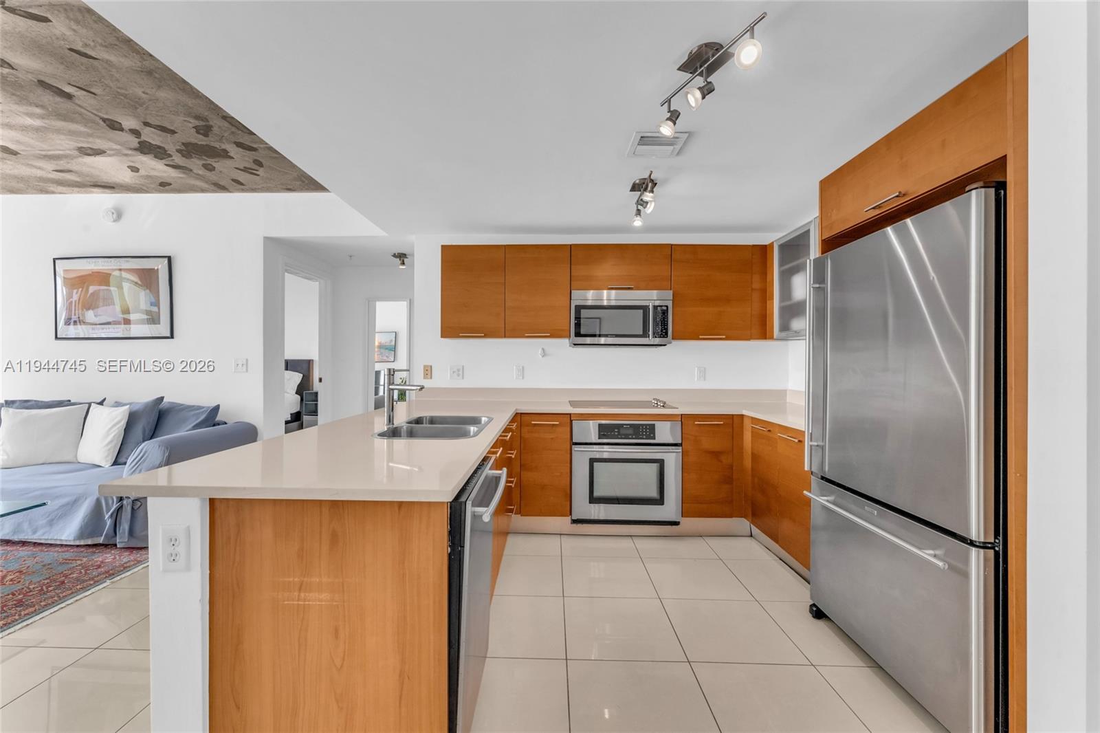 3250 NE 1st Ave #1120 Miami, FL 33137