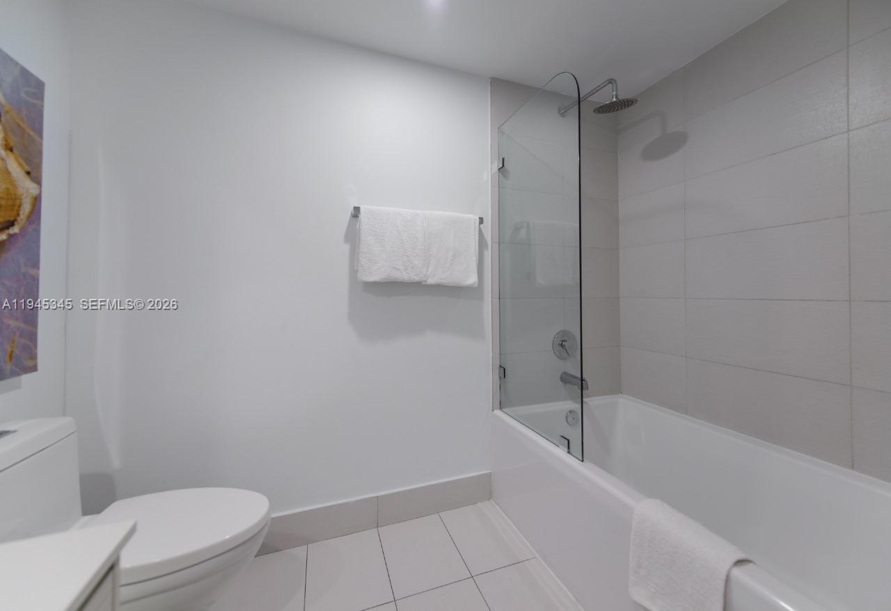 image Beachwalk Condominium22