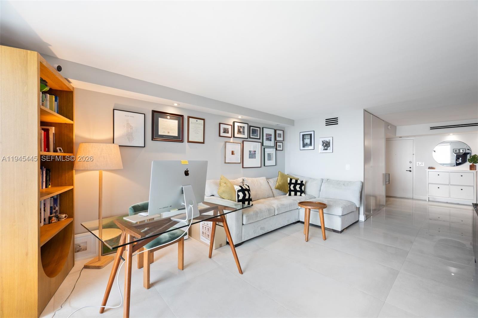 2333 Brickell Ave #1909 Miami, FL 33129