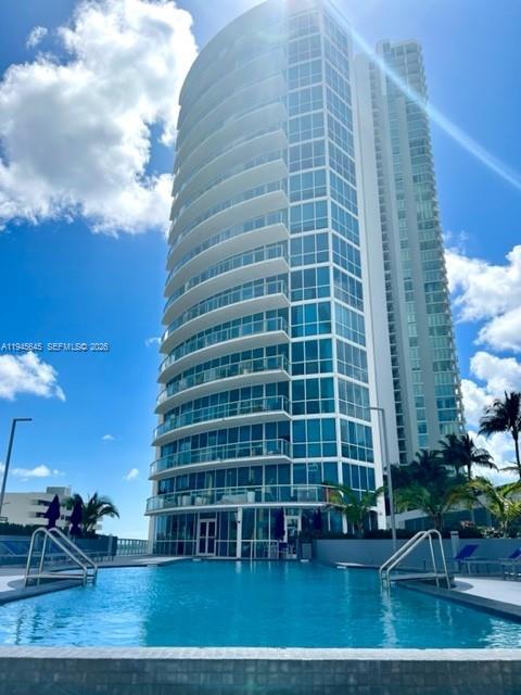 image Platinum Condominium11