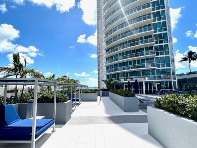 image Platinum Condominium12