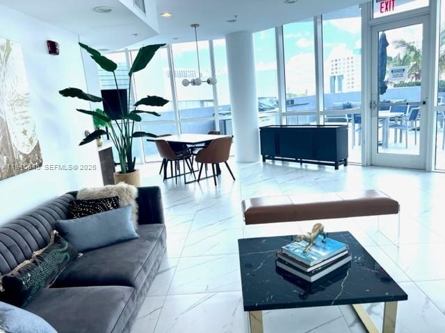 image Platinum Condominium7
