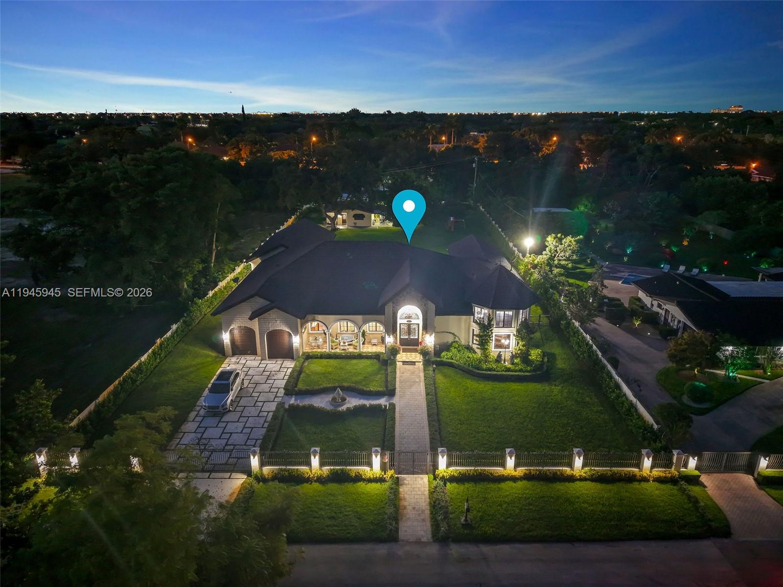 9815 SW 114th St Miami, FL 33176