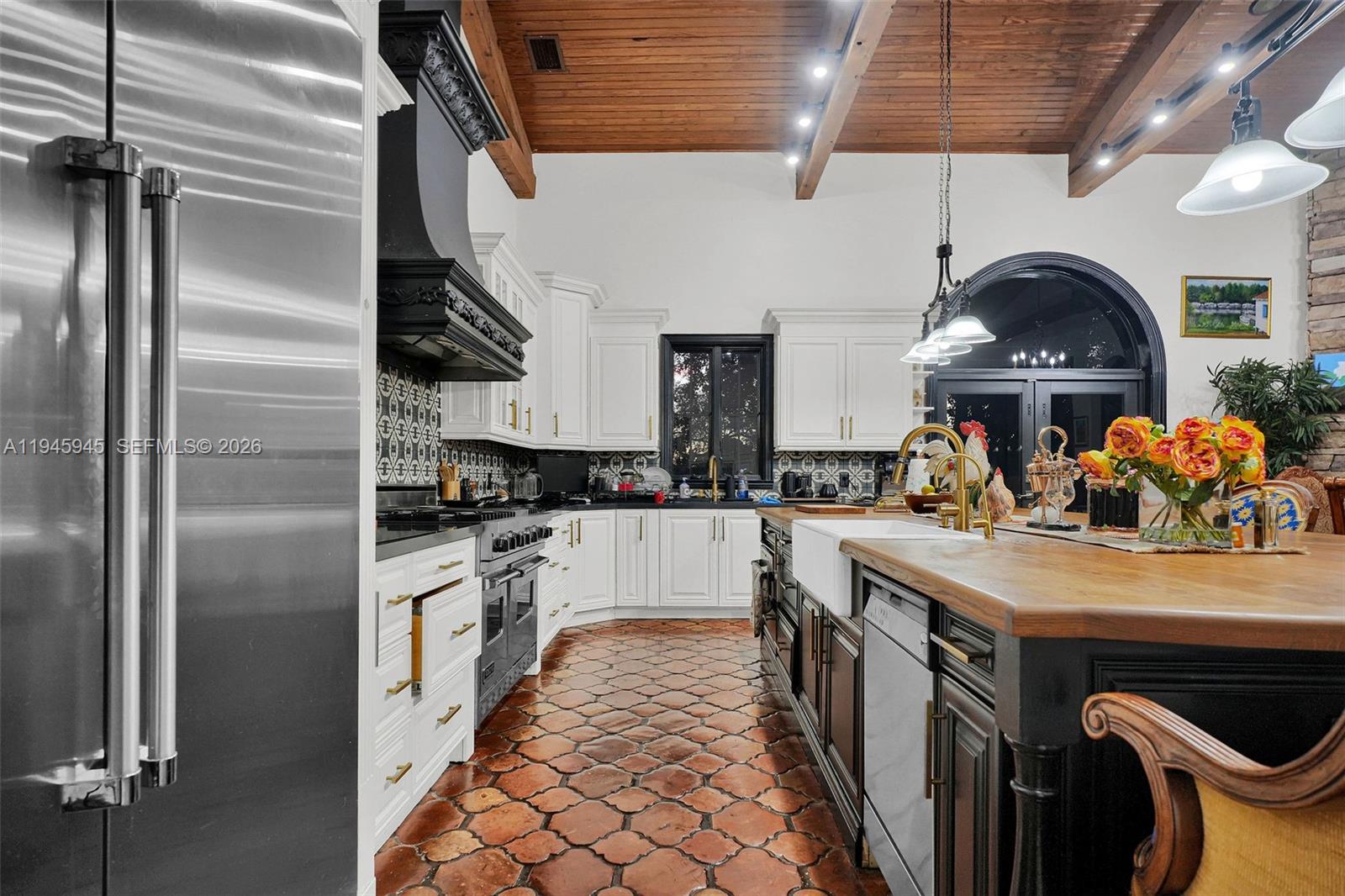 9815 SW 114th St Miami, FL 33176