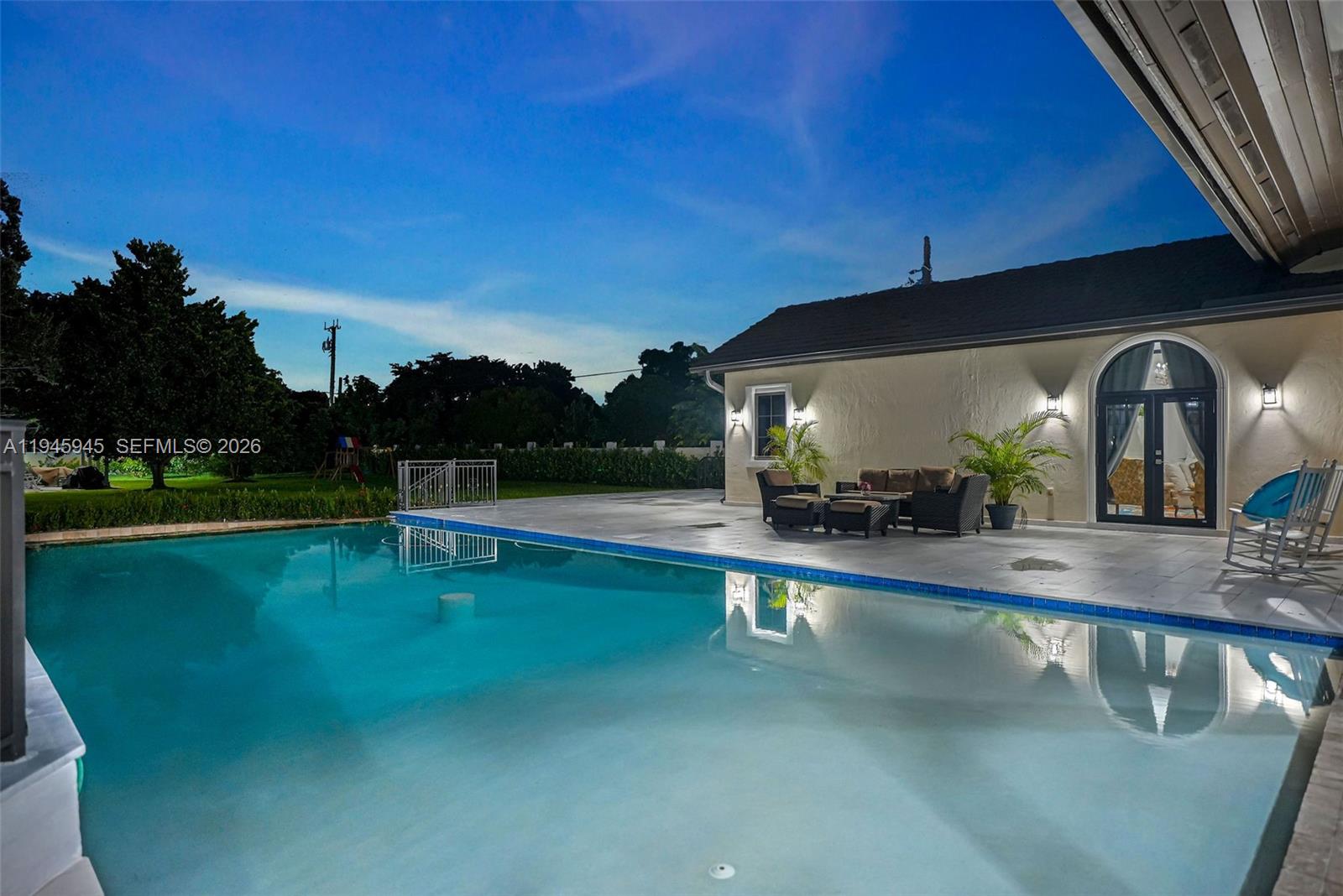 9815 SW 114th St Miami, FL 33176