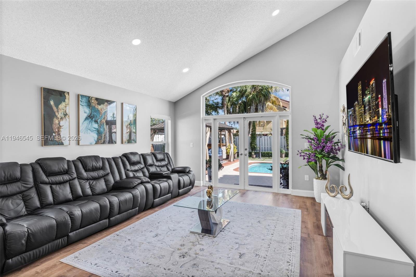 2003 NW 181st Ave Pembroke Pines, FL 33029