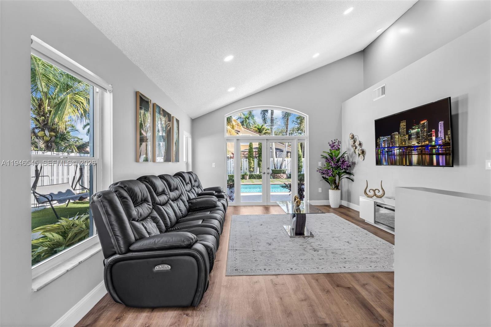 2003 NW 181st Ave Pembroke Pines, FL 33029