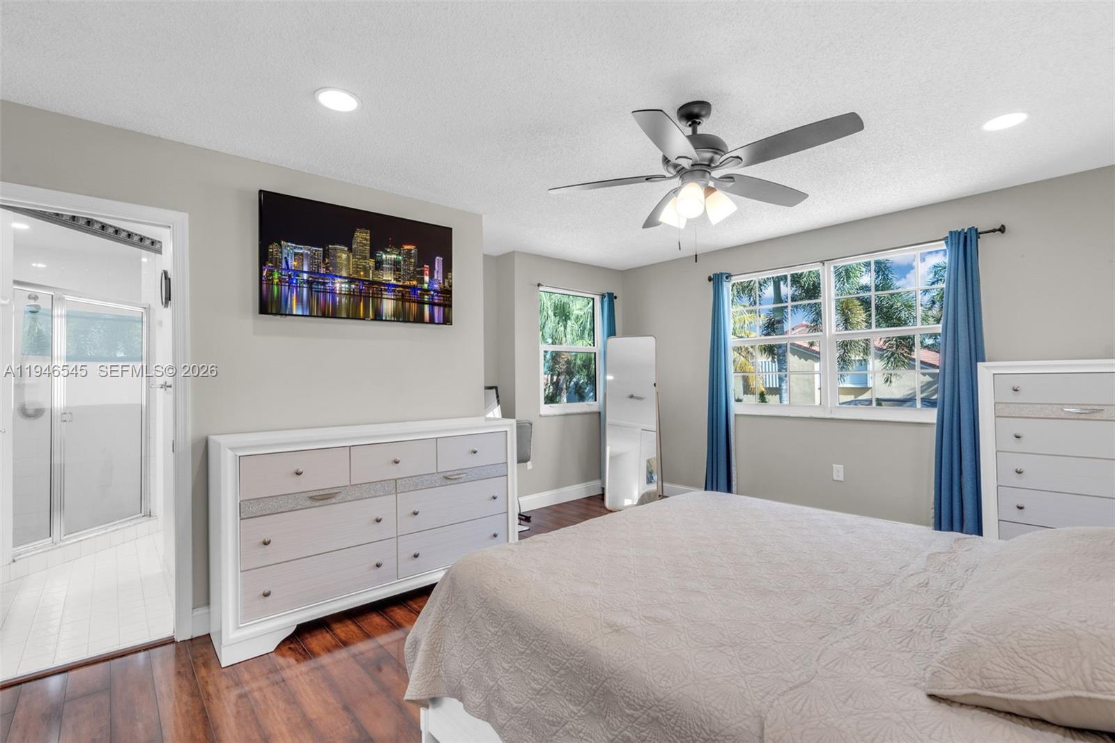 2003 NW 181st Ave Pembroke Pines, FL 33029