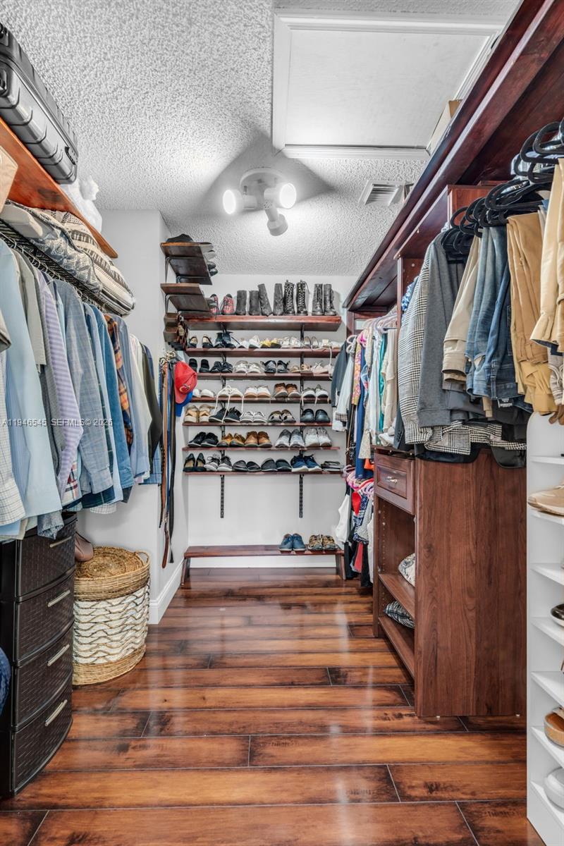 2003 NW 181st Ave Pembroke Pines, FL 33029