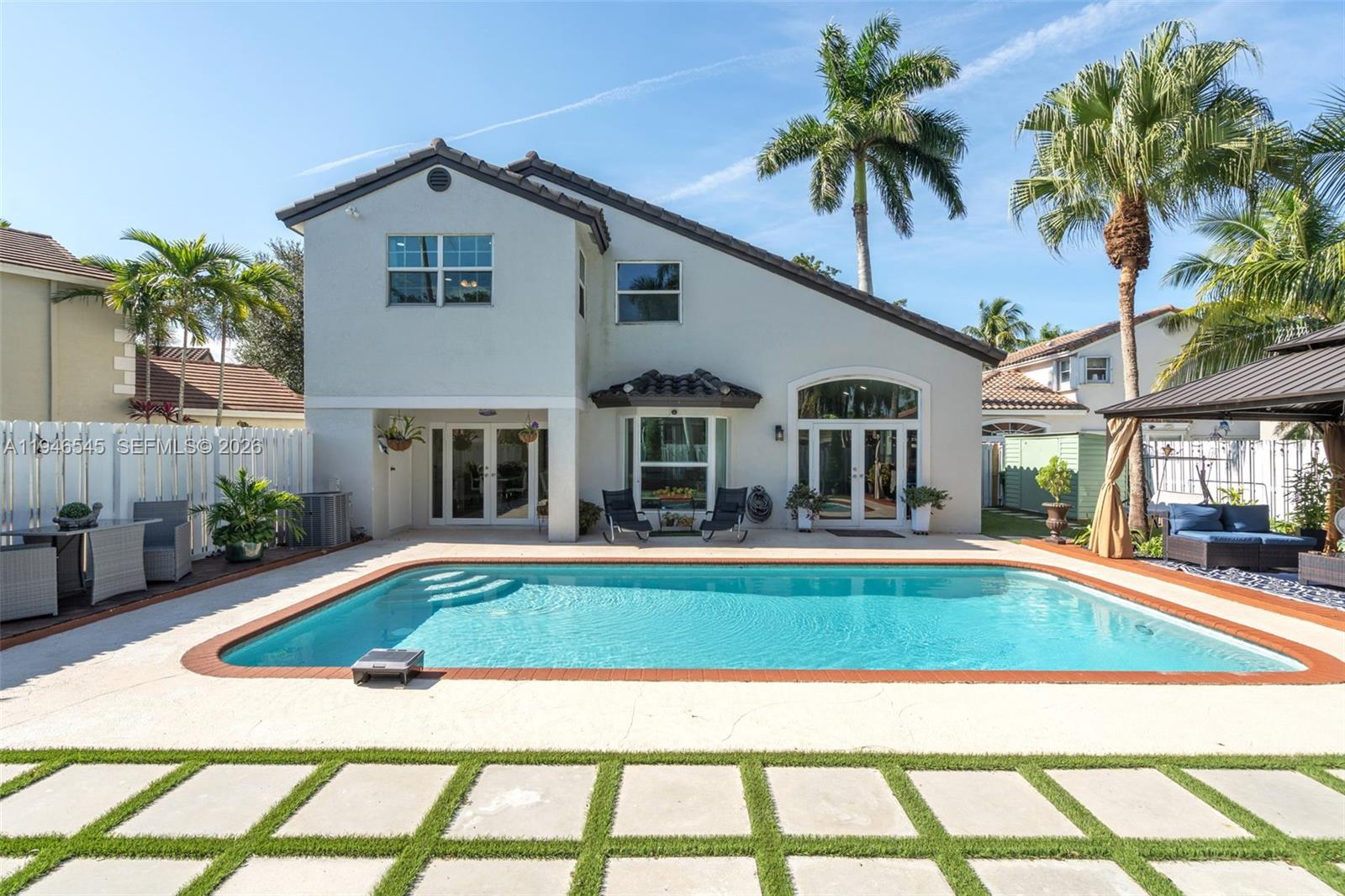 2003 NW 181st Ave Pembroke Pines, FL 33029