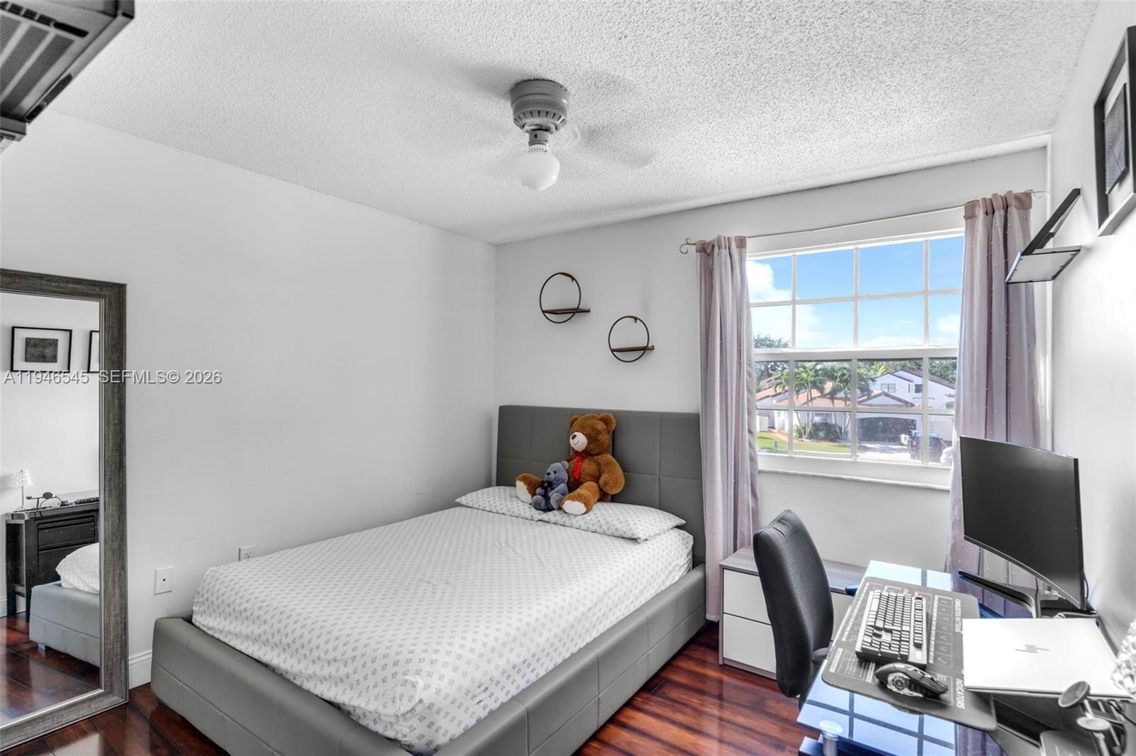 2003 NW 181st Ave Pembroke Pines, FL 33029