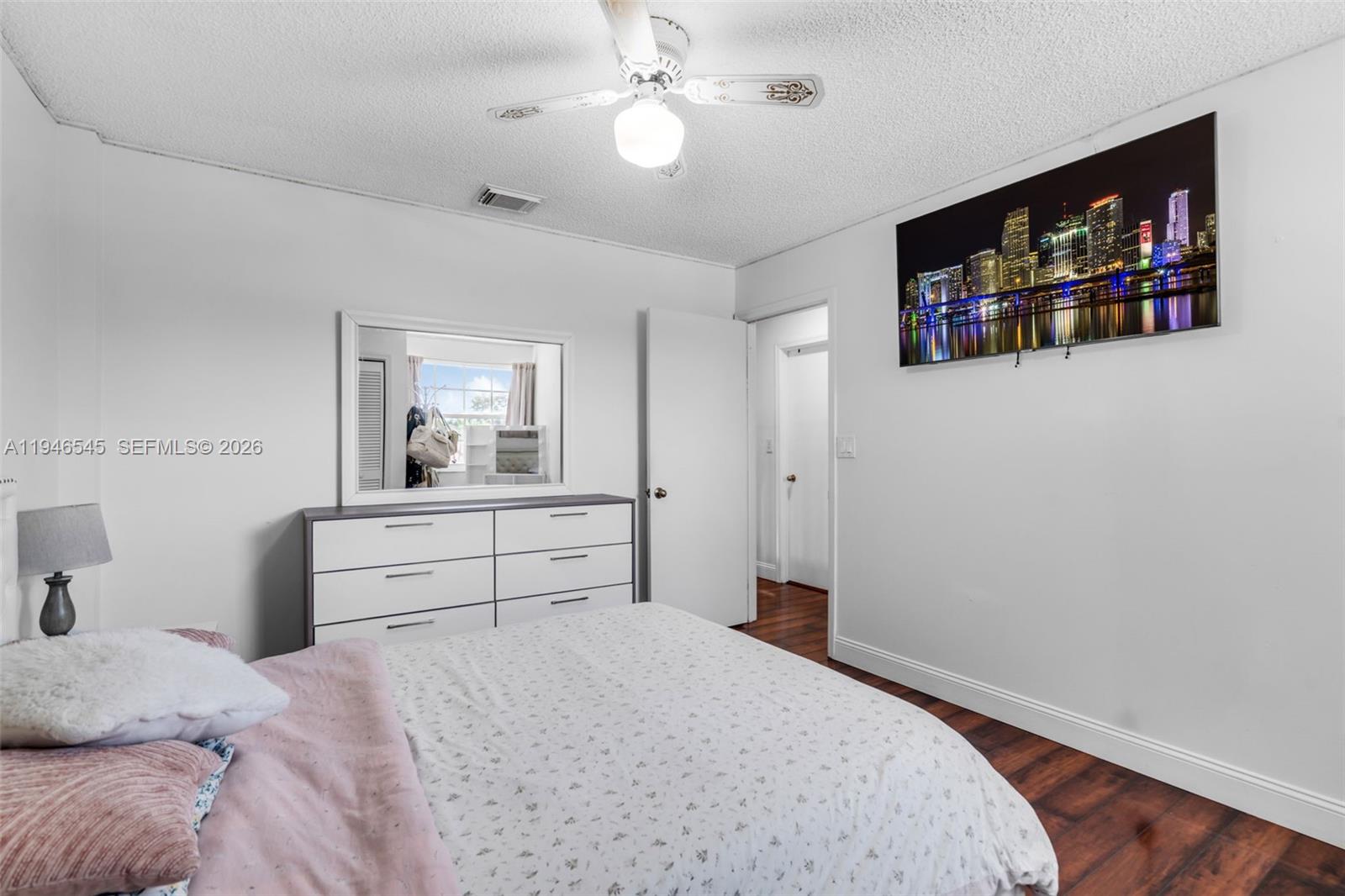 2003 NW 181st Ave Pembroke Pines, FL 33029