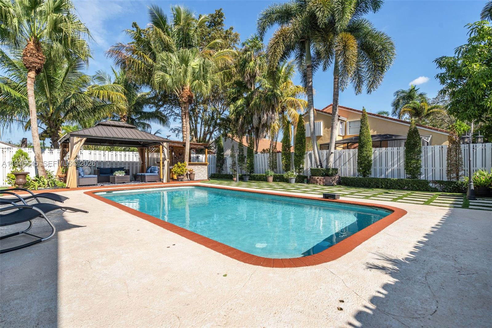 2003 NW 181st Ave Pembroke Pines, FL 33029