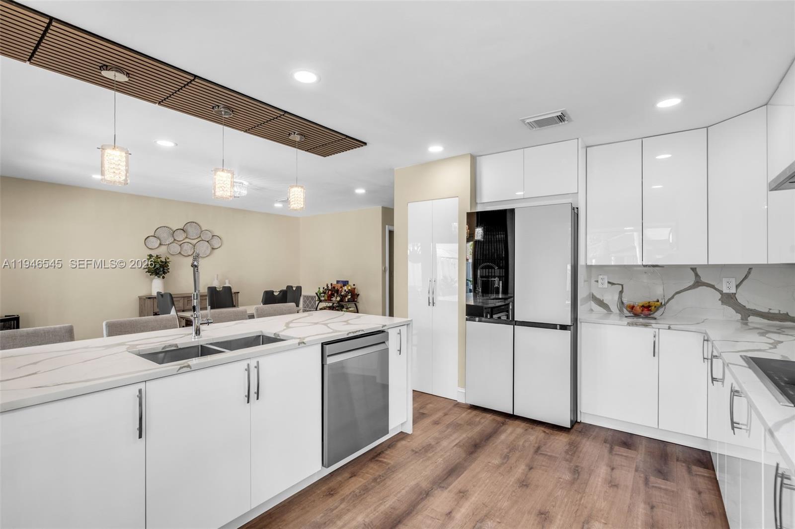 2003 NW 181st Ave Pembroke Pines, FL 33029