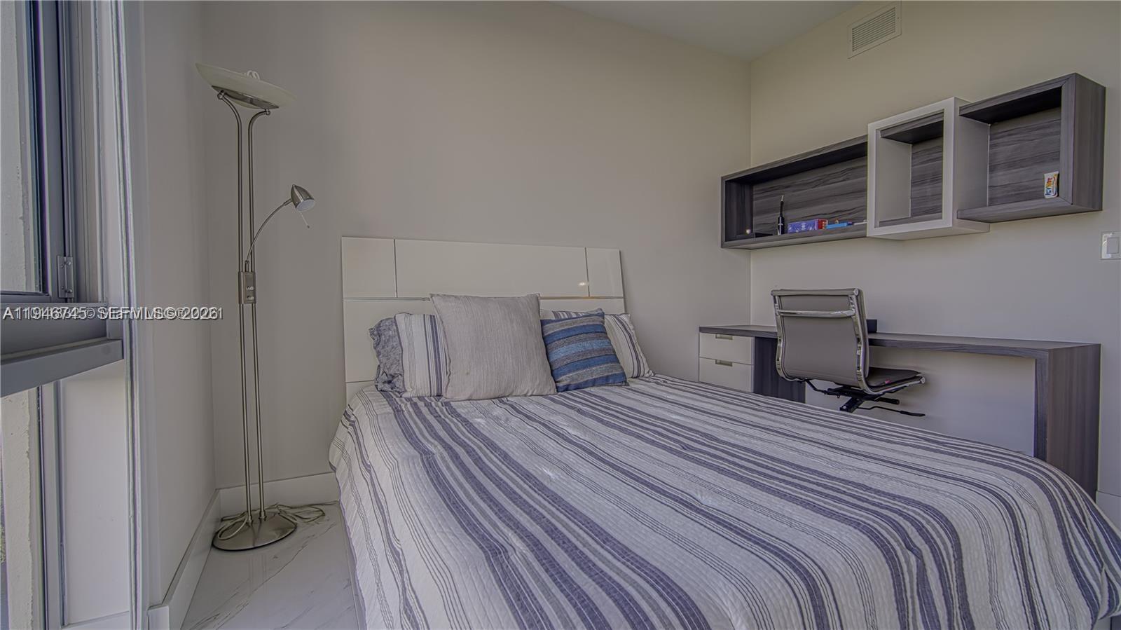 16385 Biscayne Blvd #1415 North Miami Beach, FL 33160