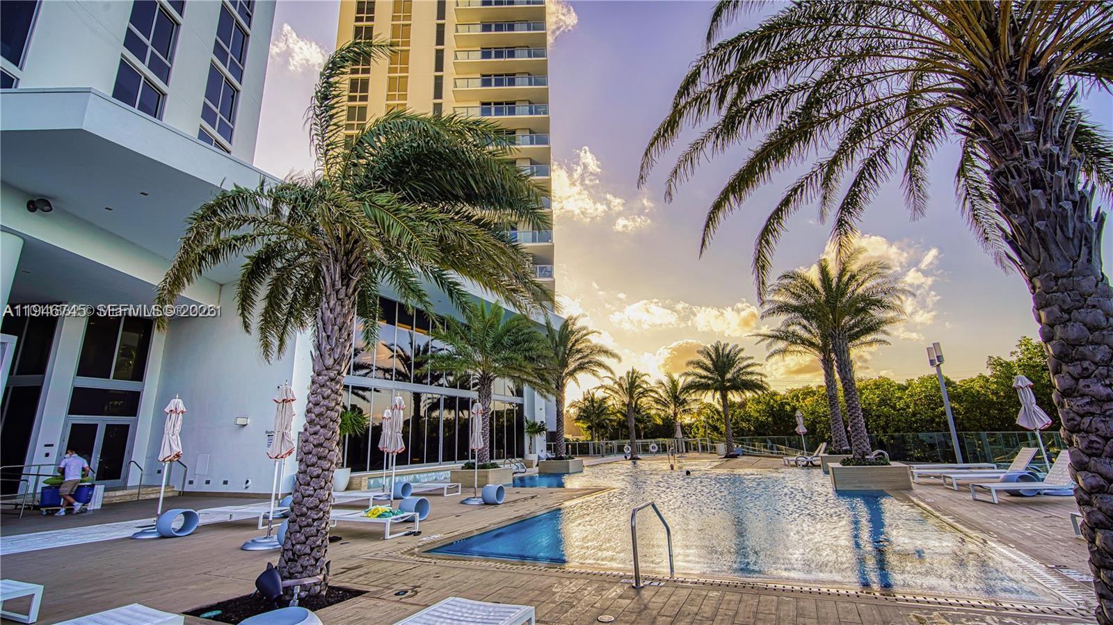 16385 Biscayne Blvd #1415 North Miami Beach, FL 33160