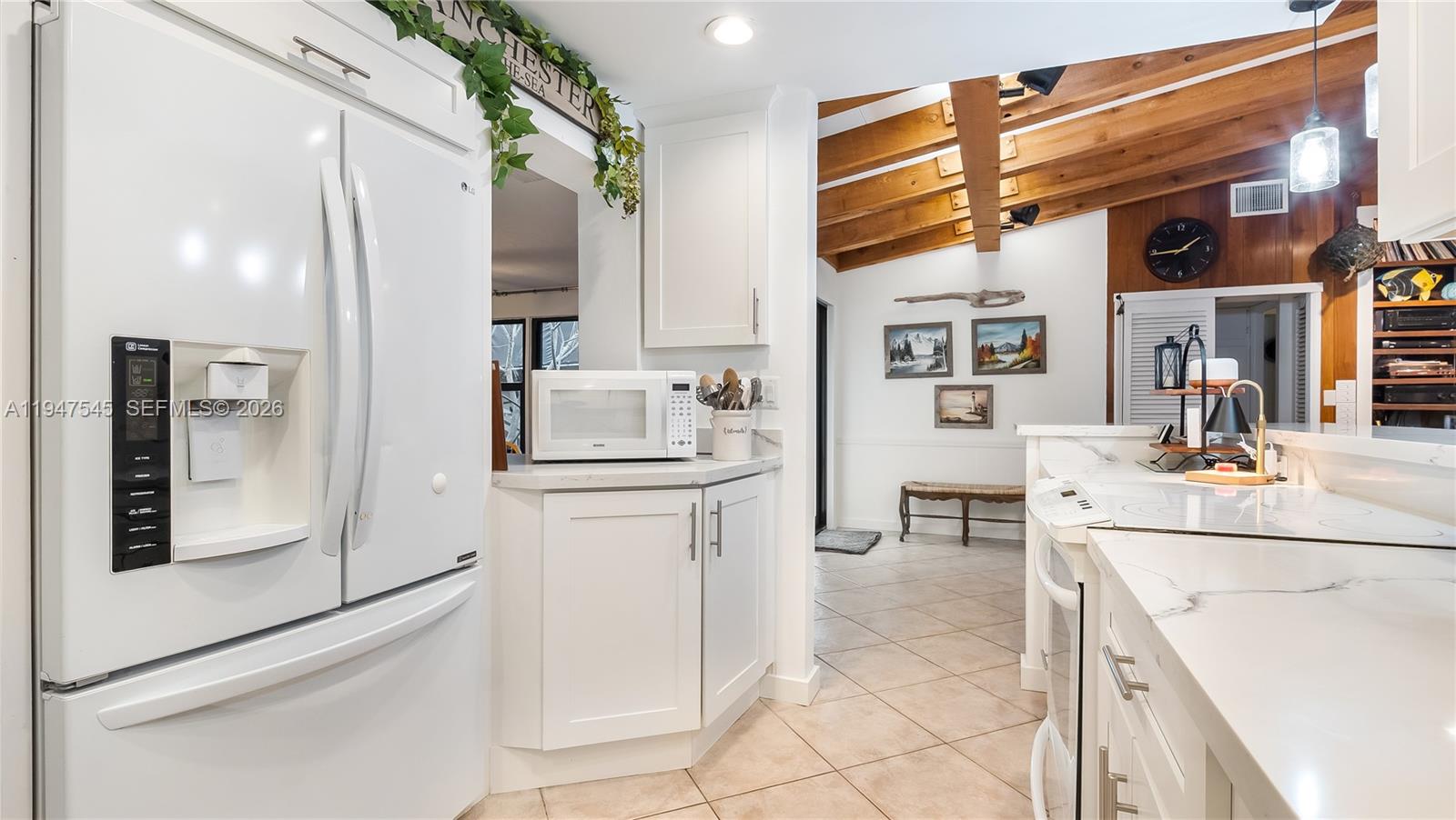 2455 Flamingo Ln Fort Lauderdale, FL 33312