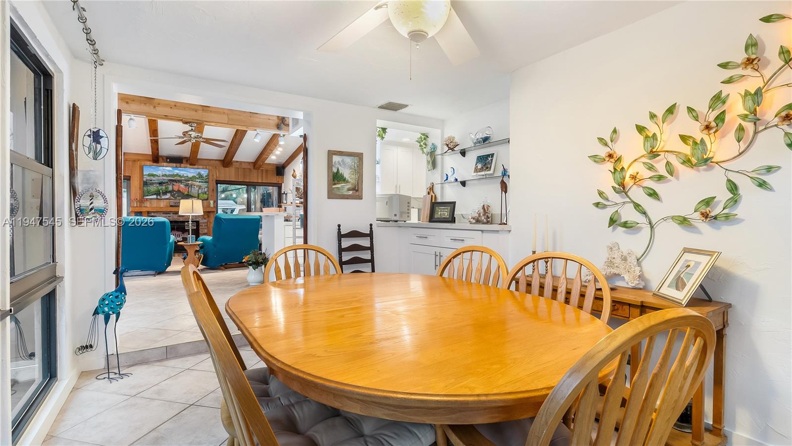 2455 Flamingo Ln Fort Lauderdale, FL 33312