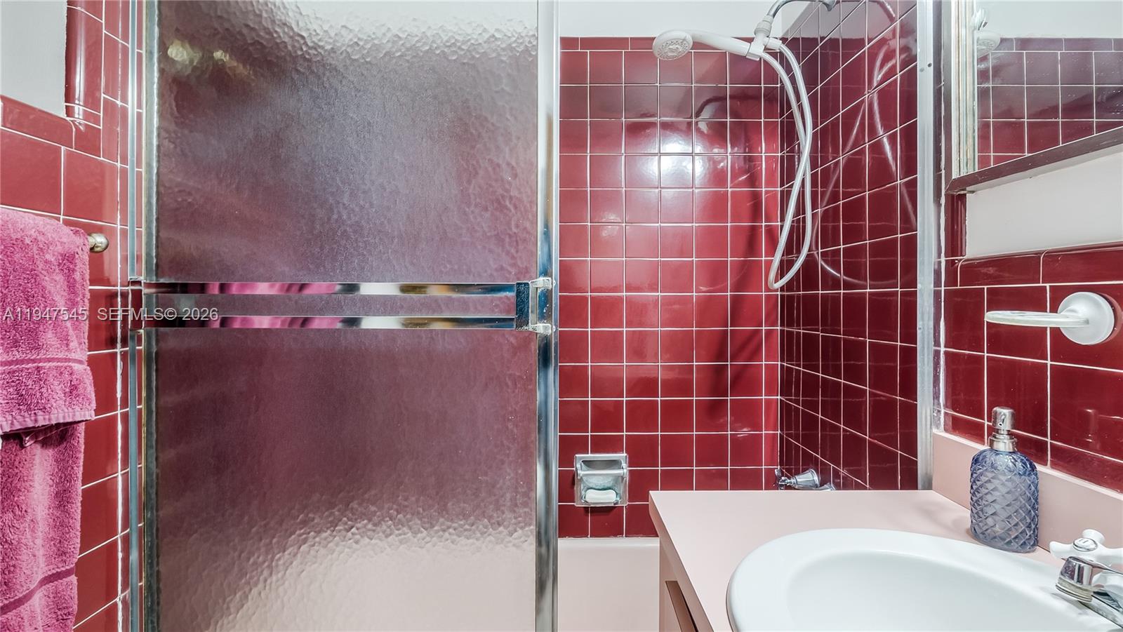 2455 Flamingo Ln Fort Lauderdale, FL 33312