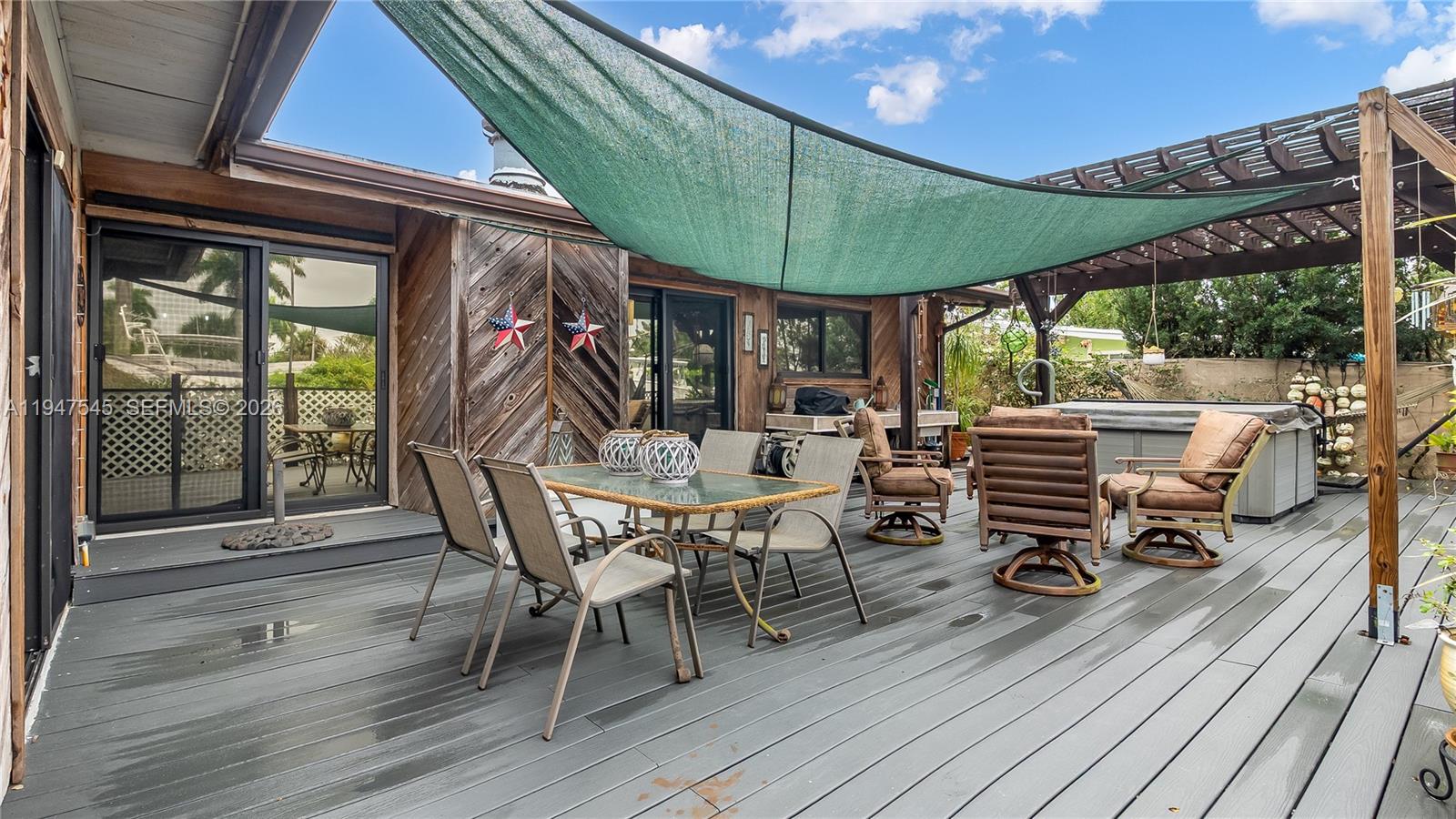 2455 Flamingo Ln Fort Lauderdale, FL 33312