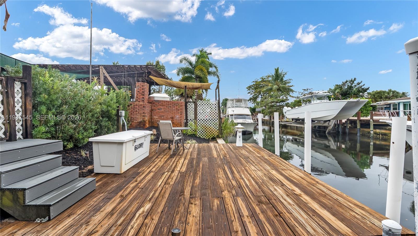 2455 Flamingo Ln Fort Lauderdale, FL 33312