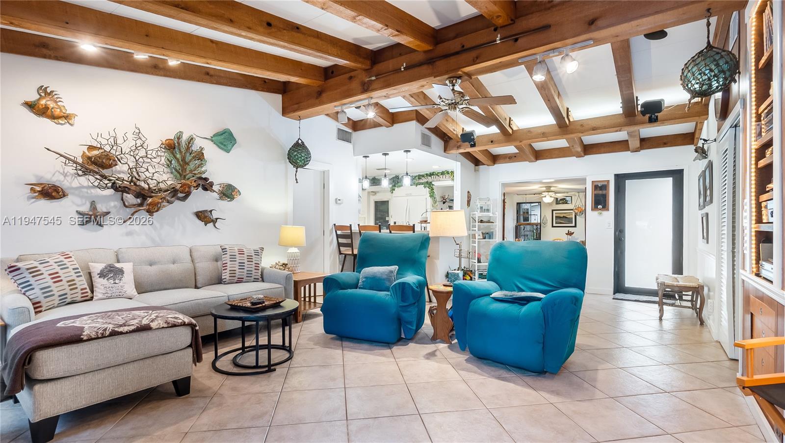 2455 Flamingo Ln Fort Lauderdale, FL 33312