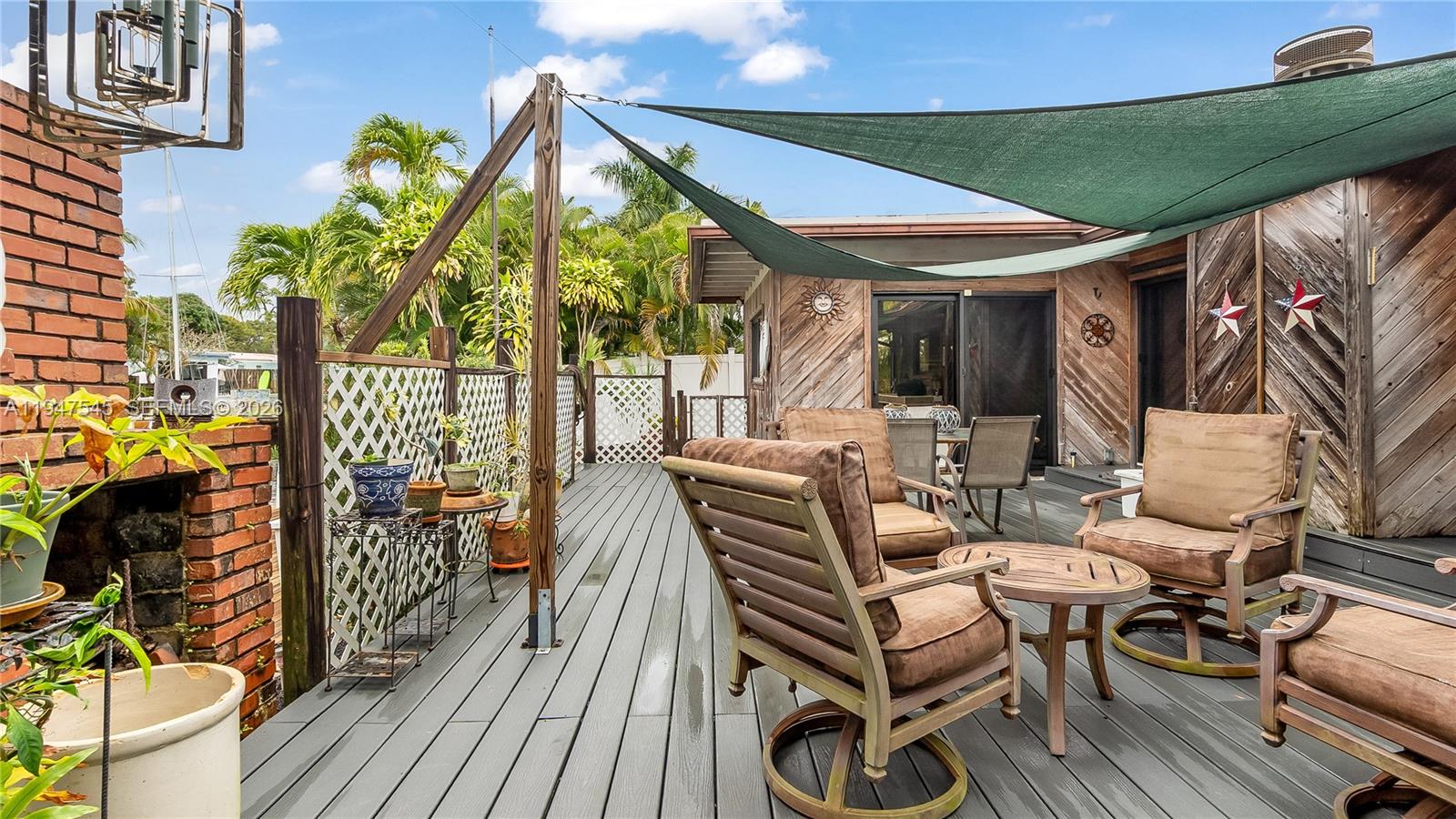 2455 Flamingo Ln Fort Lauderdale, FL 33312