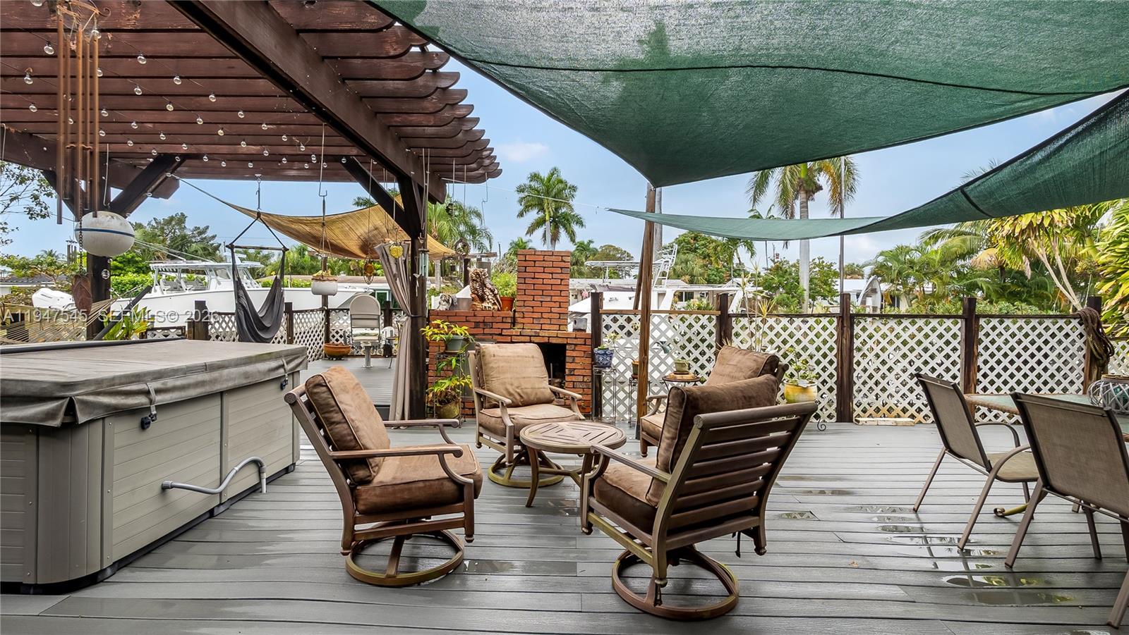 2455 Flamingo Ln Fort Lauderdale, FL 33312