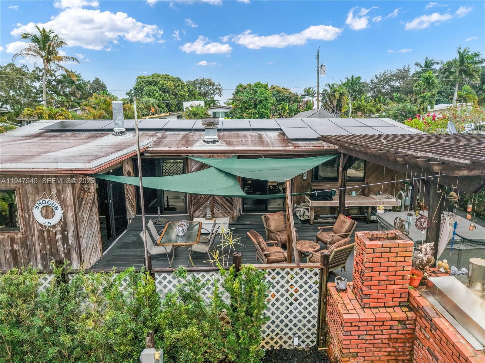 2455 Flamingo Ln Fort Lauderdale, FL 33312