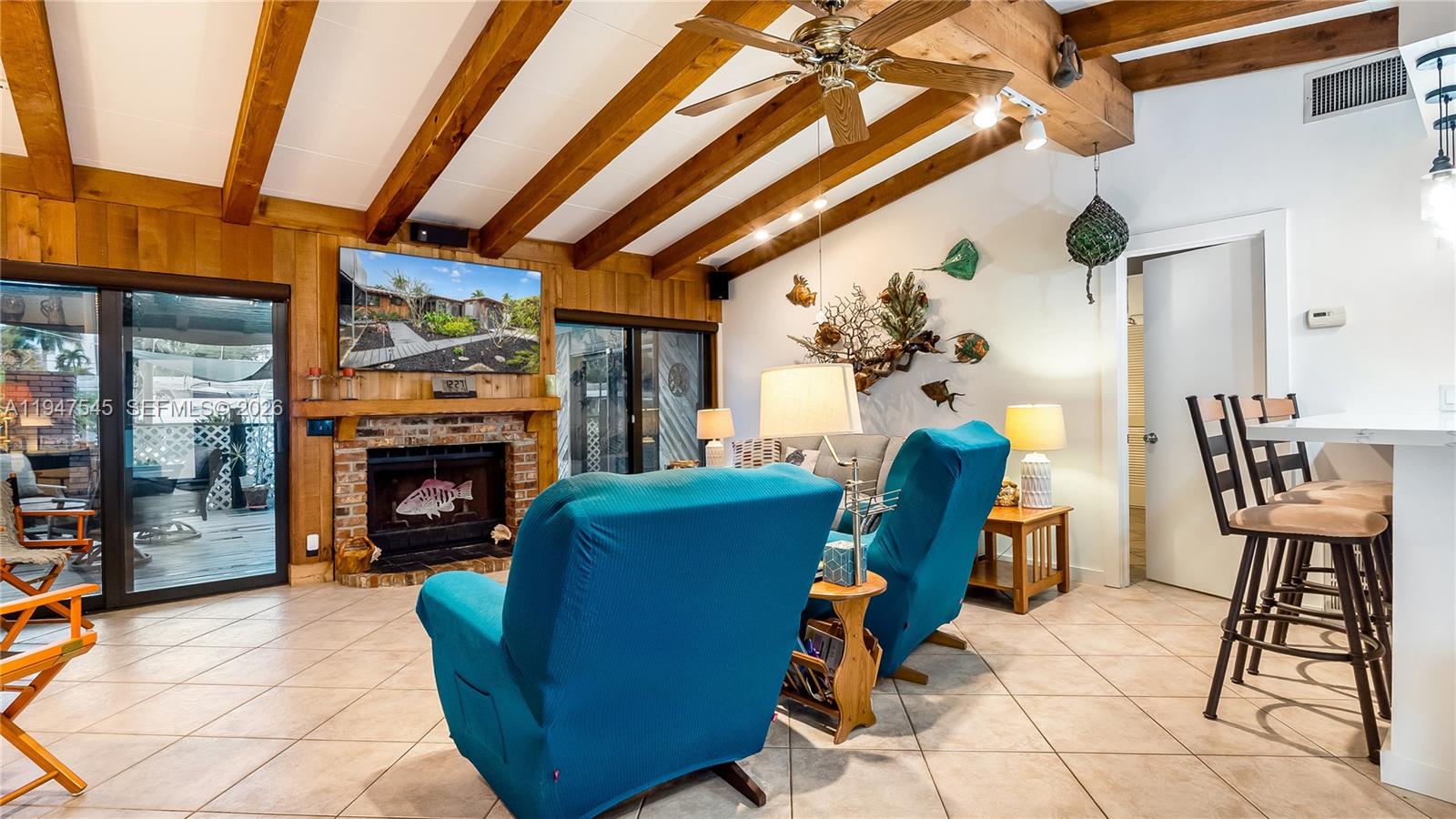 2455 Flamingo Ln Fort Lauderdale, FL 33312