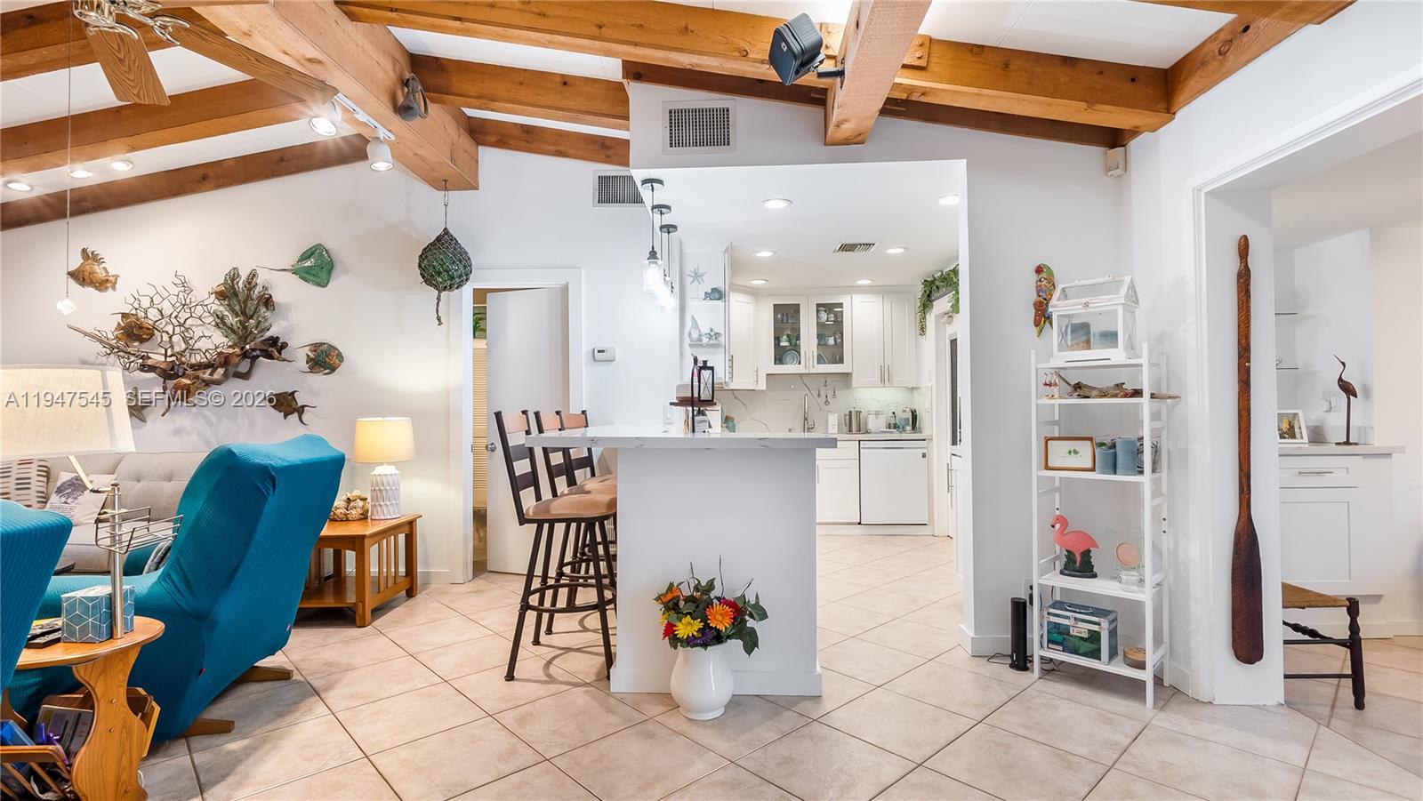 2455 Flamingo Ln Fort Lauderdale, FL 33312