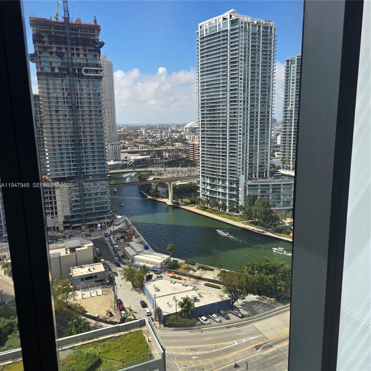 68 SE 6th St #2110 Miami, FL 33131