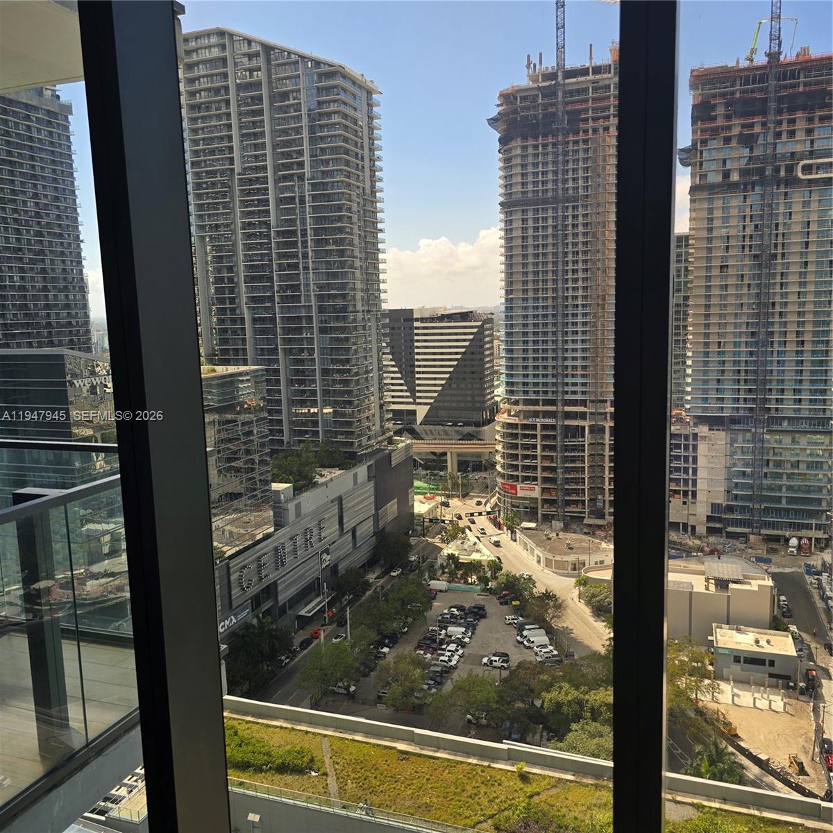 68 SE 6th St #2110 Miami, FL 33131