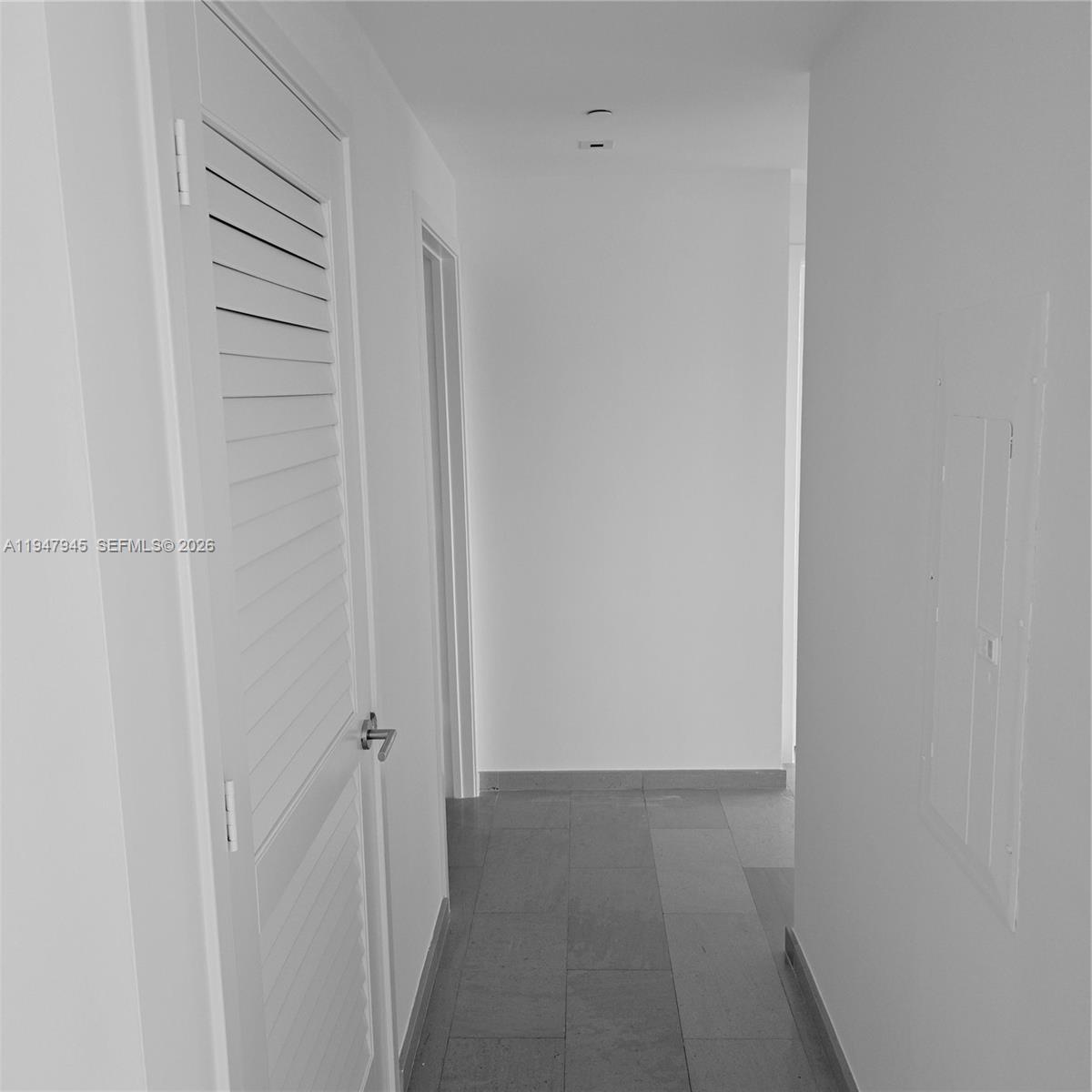 68 SE 6th St #2110 Miami, FL 33131