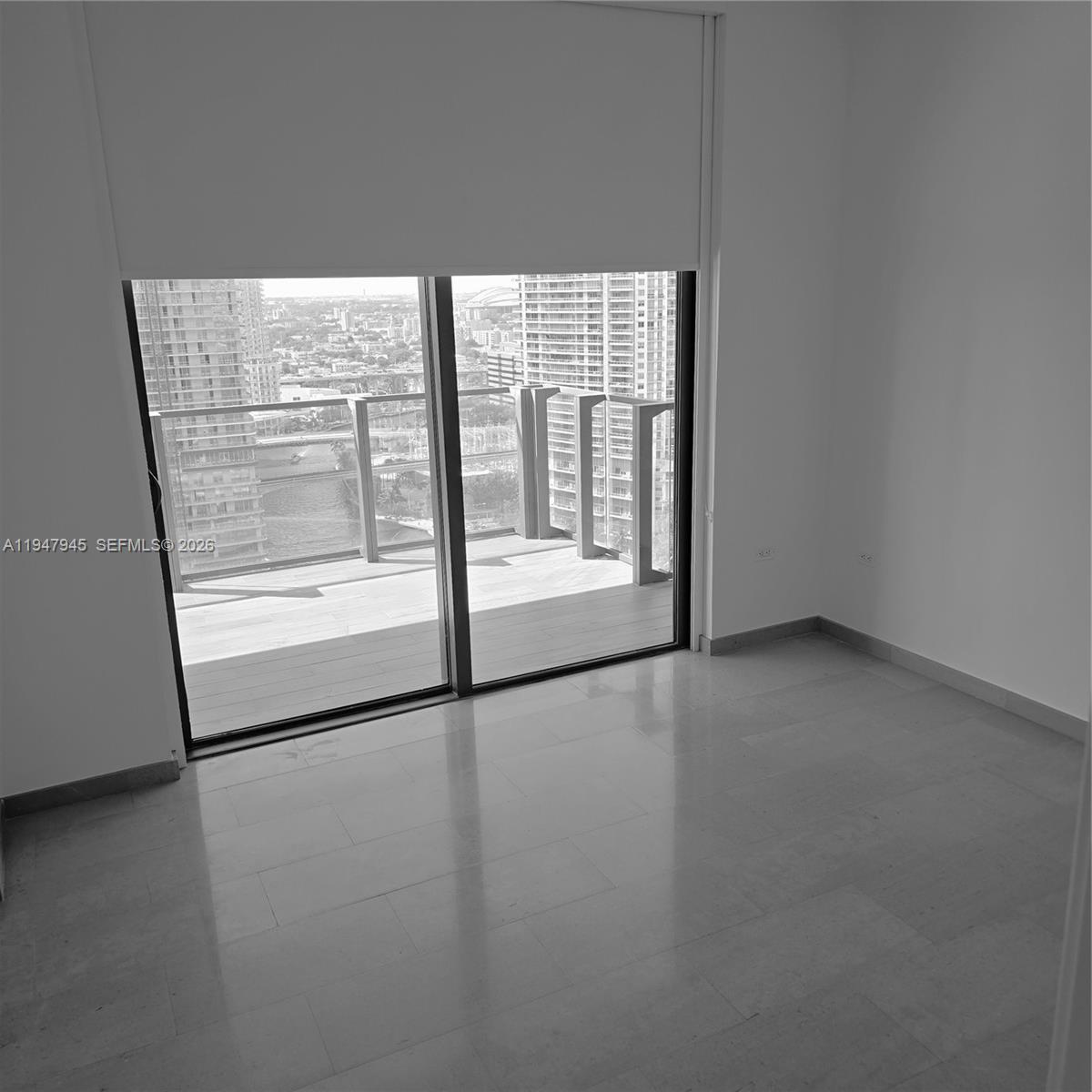 68 SE 6th St #2110 Miami, FL 33131