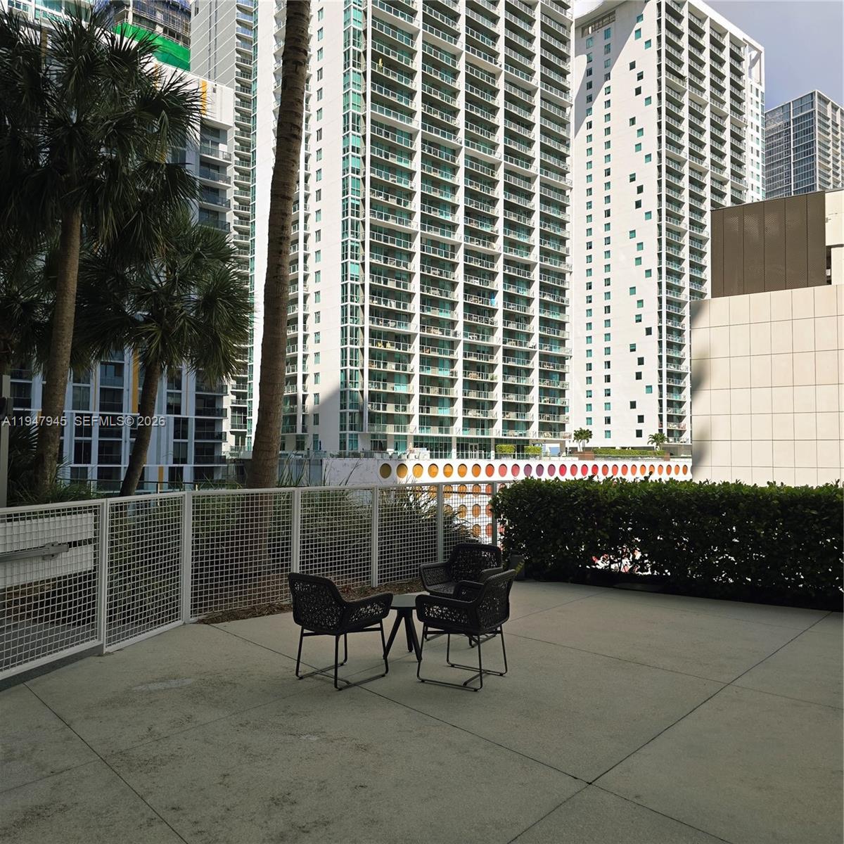 68 SE 6th St #2110 Miami, FL 33131
