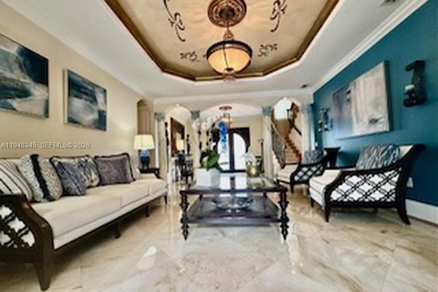 7851 NW 166th Ter Miami Lakes, FL 33016